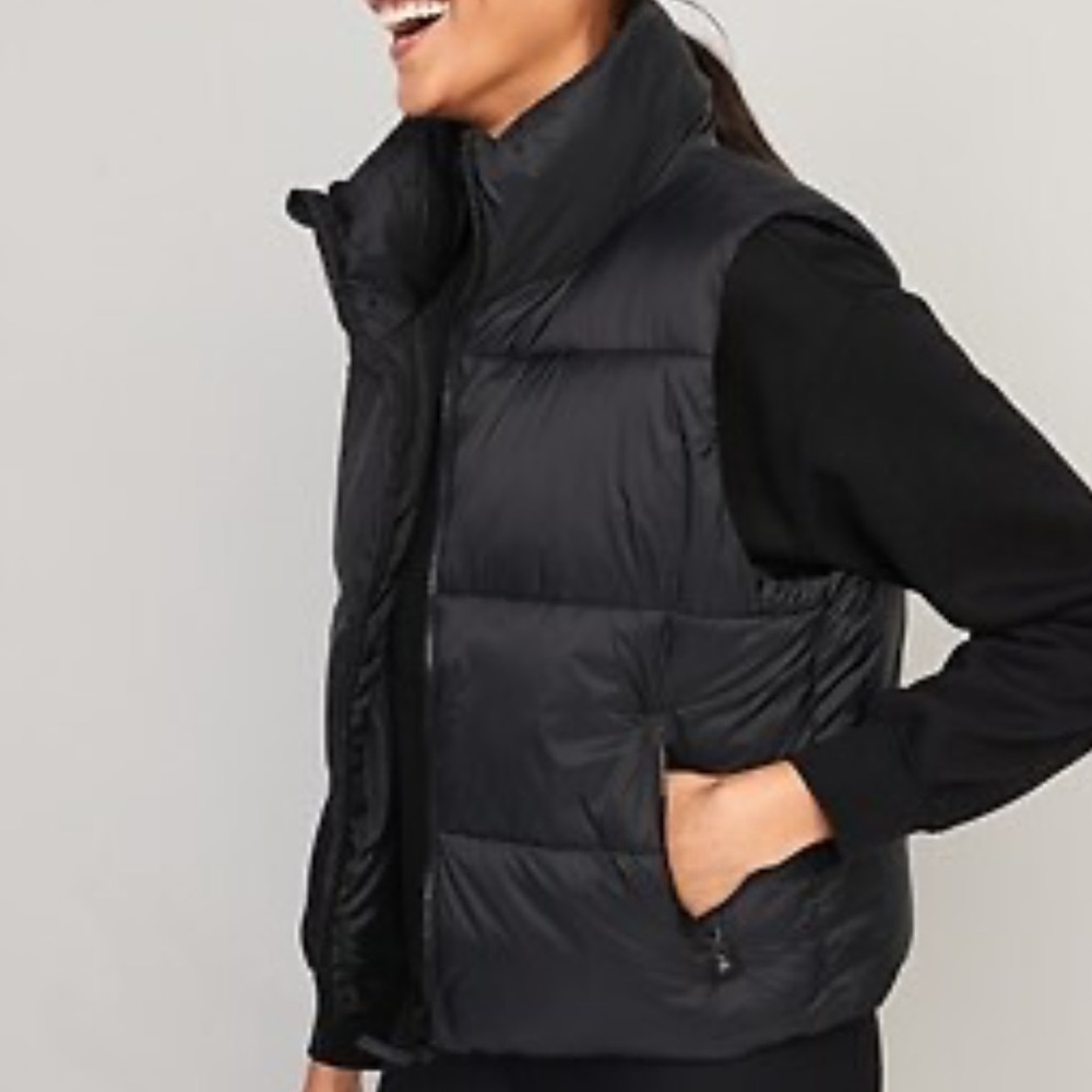 Alpine Design Down Puffer Vest Hoodie Black
Puffy Feather FillField Core